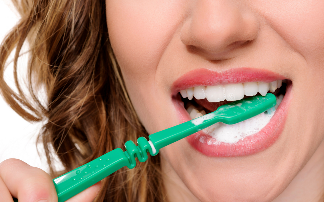 ClariDent –  Sorriso Naturalmente Brilhante