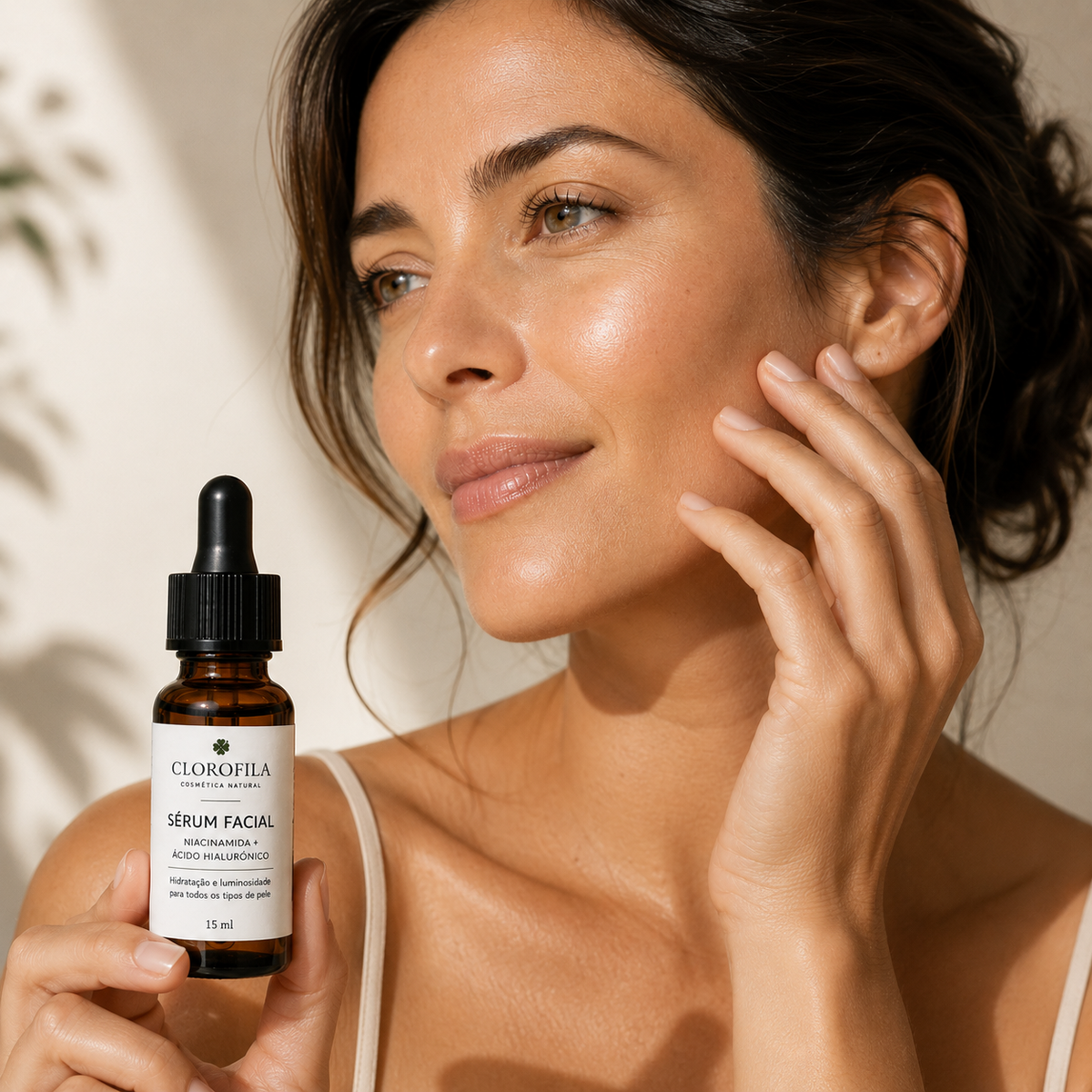 Sérum Facial com Niacinamida e Ácido Hialurónico